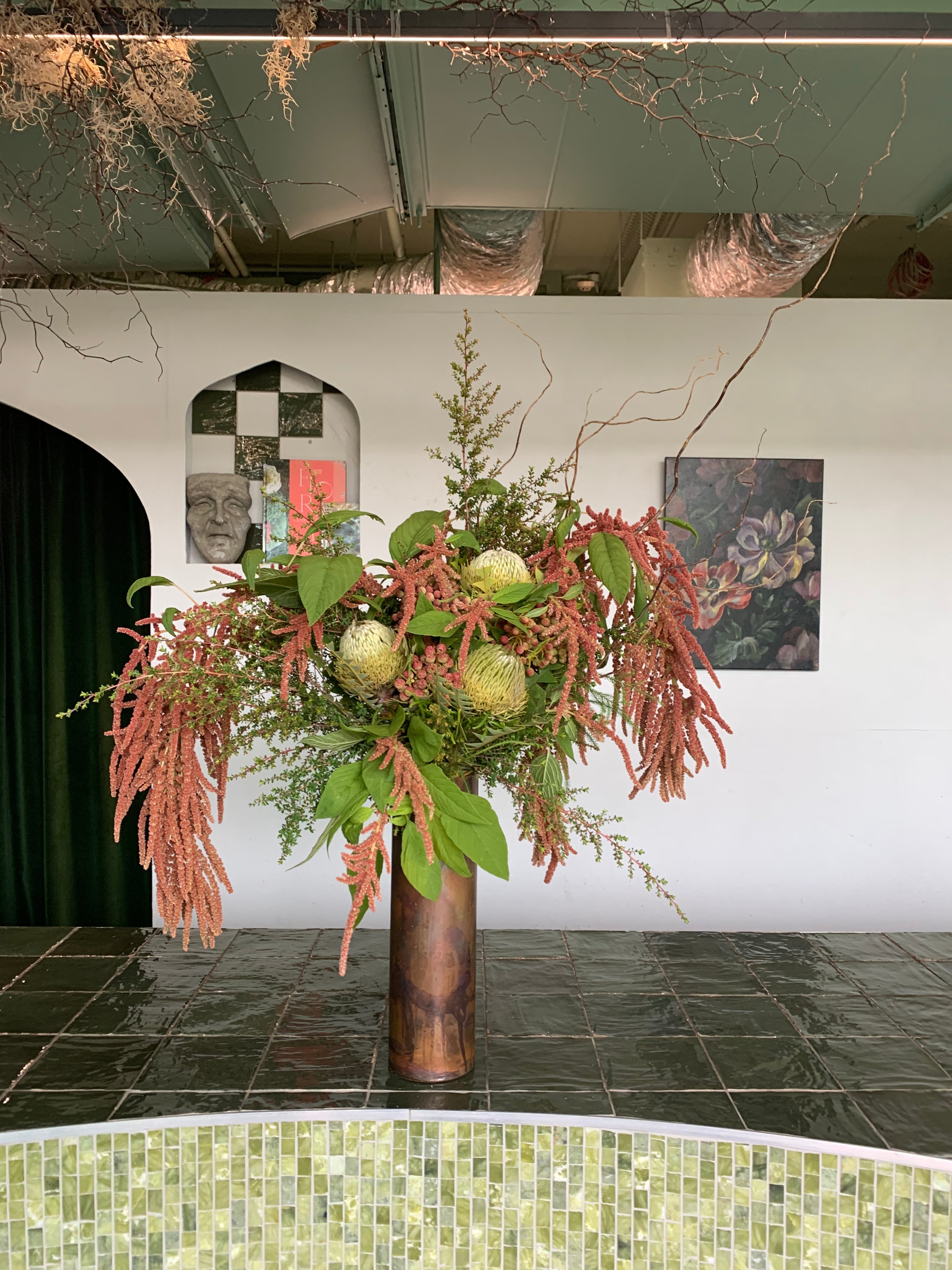 🕯️ From Petals to Candles — Creating a Cozy Christmas at Home